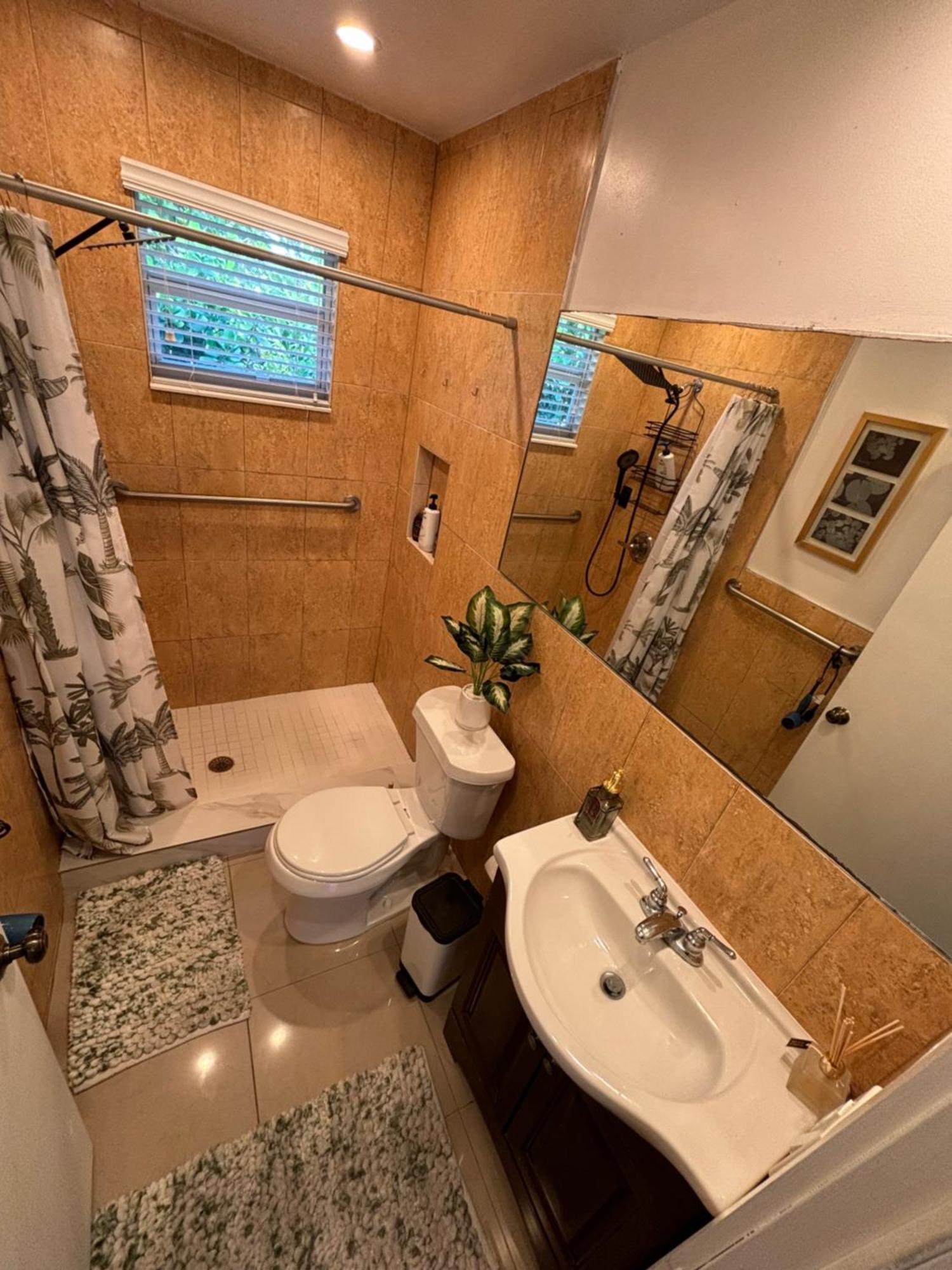 Deluxe Room In Best Location Miami In A 2 Bedrooms Unit - Parking, Laundry And Luggage Storage Eksteriør bilde